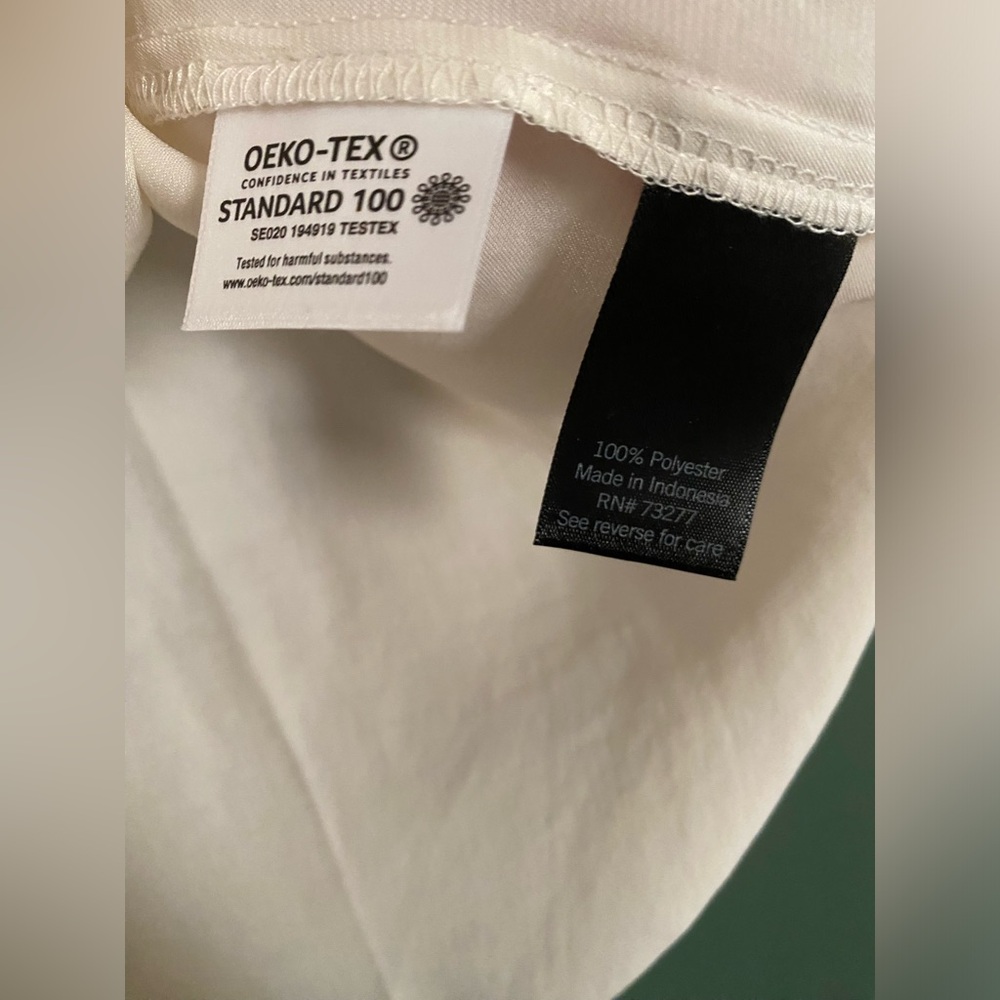 NWT- Simply Vera- roll tab popover blouse split neck (L) Vera Wang ivory white - Picture 6 of 12